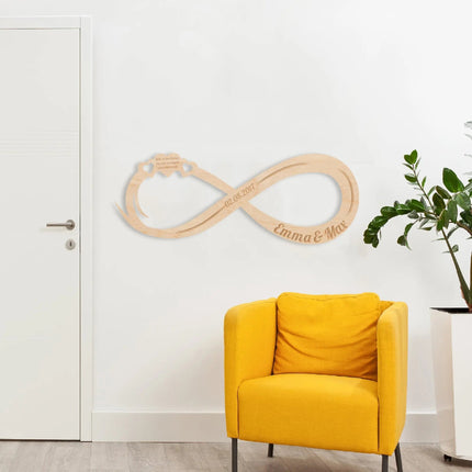 SEO. Graviertes Unendlichkeitszeichen "Hochzeit" aus Holz mit Namen & Datum - Linkreich