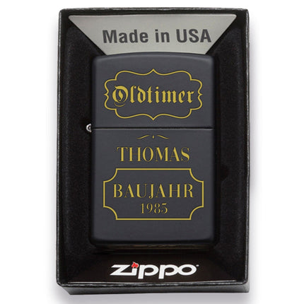 SEO. GRAVURZEILE x ZIPPO Personalisiertes Sturmfeuerzeug - Oldtimer - Windfest und Langlebig - Nachfüllbar - Linkreich