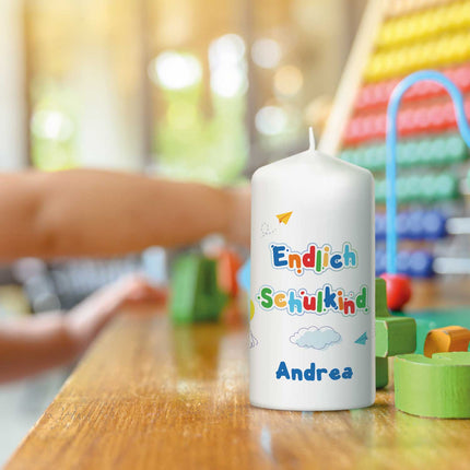 SEO. Große Kerze "Endlich Schulkind" mit Namen zur Einschulung - Große Kerze Linkreich
