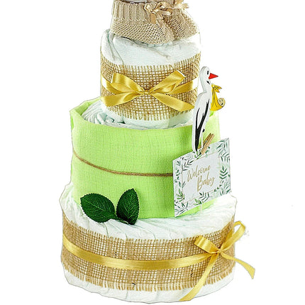 Windeltorte Storch mit Babybooties und Mullwindel grün