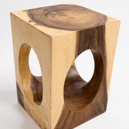 Holz Beistelltisch – Couchtisch Blumenhocker Hocker - Handgefertigt – Eckig mit O - Ausschnitt Suarholz - 45x30x30 cm (Beistelltisch) kaufen bei Linkreich – Jetzt entdecken!