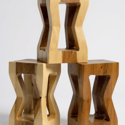 Holz Beistelltisch - Holzhocker Couchtisch Ablagetisch - Handgefertigt - Massives Suarholz - 50x28x28 cm () kaufen bei Linkreich – Jetzt entdecken!