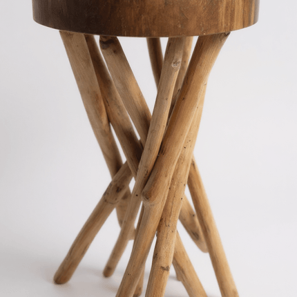 Holz Beistelltisch – Holzhocker Couchtisch – Handgefertigt – Verzweigt aus Suar - und Teakholz – 50x28x28 cm (Beistelltisch) kaufen bei Linkreich – Jetzt entdecken!