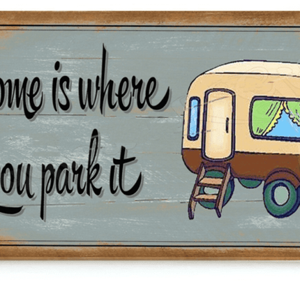 SEO. Holzschild "Home is where you park it" - Linkreich