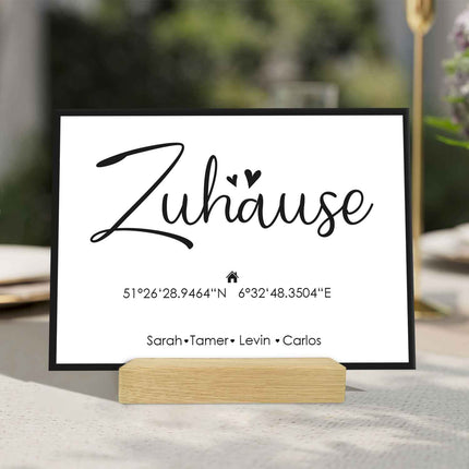 SEO. Holzschild Motiv Zuhause mit Namen & Koordinaten - Weiß Linkreich