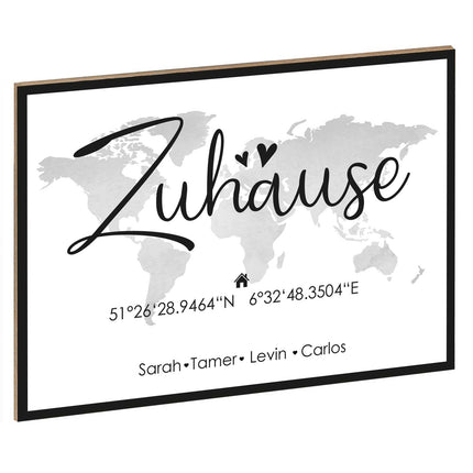 SEO. Holzschild Motiv Zuhause mit Namen & Koordinaten - Grau Linkreich