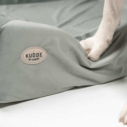 SEO. Hundebett KUDDE Samt - sage Linkreich