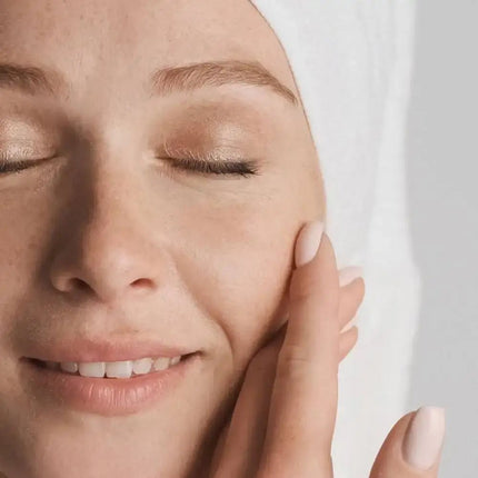 Hydra Beauty Gel – 2-in-1 Feuchtigkeitsgel für strahlende Augenpartie & weiche Lippen