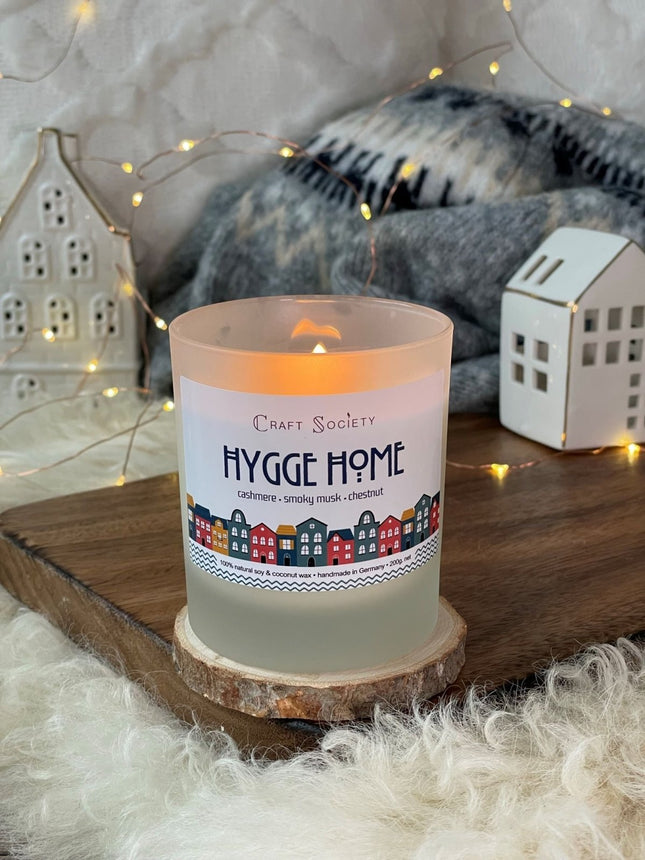 Hygge Home Scented Candle – Embrace Scandinavian Coziness (Scented candle) kaufen bei Linkreich – Jetzt entdecken!