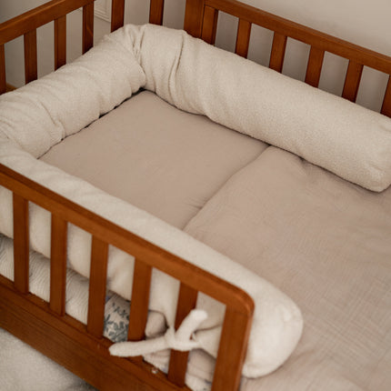 Bettschlange einsträngig Teddystoff Bouclé – Schutz & Vielseitig