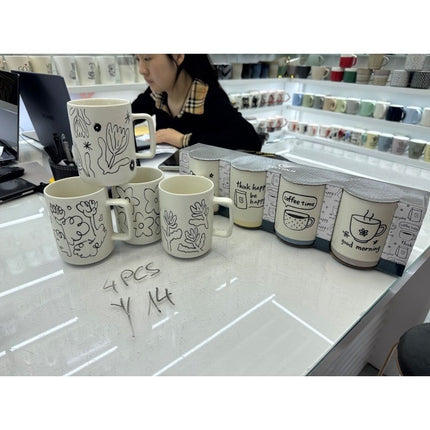 Kaffeebecher 4er-Set aus Keramik, 325 ml, achteckig, gesprenkelt in Pastellfarben, Akkaya