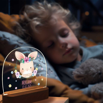 SEO. Kinder LED Nachtlicht mit Sockel aus Holz - "Blumenkreis" - Waschbär Linkreich