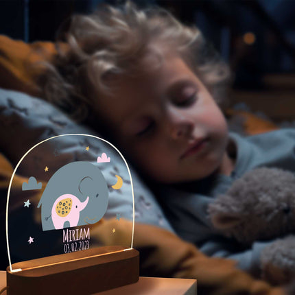 SEO. Kinder LED Nachtlicht mit Sockel aus Holz im Elefant Design - Rosa Linkreich