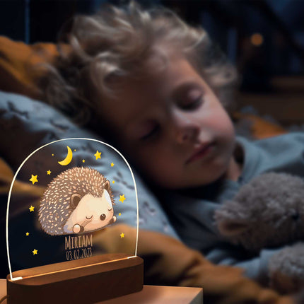 SEO. Kinder LED Nachtlicht mit Sockel aus Holz im Igel Design - Linkreich