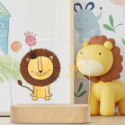 SEO. Kinder LED Nachtlicht mit Sockel aus Holz im Löwe Design - Linkreich