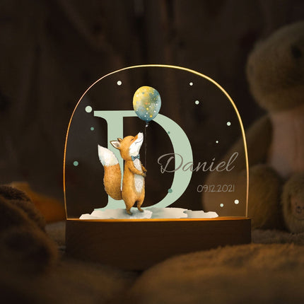 SEO. Kinder LED Nachtlicht mit Sockel aus Holz - "Initial Tiere" - Fuchs Linkreich