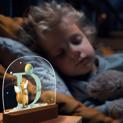 SEO. Kinder LED Nachtlicht mit Sockel aus Holz - "Initial Tiere" - Schaf Linkreich