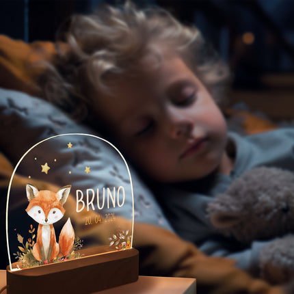 SEO. Kinder LED Nachtlicht mit Sockel aus Holz - "Waldtiere" - Reh Linkreich