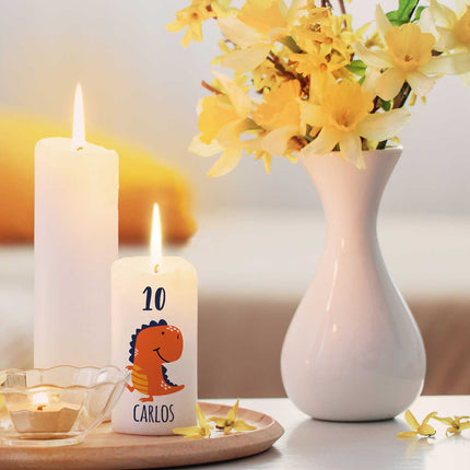 SEO. Kleine Geburtstagskerze "Kleine Dinos Geburtstag" mit Namen und Alter - Linkreich