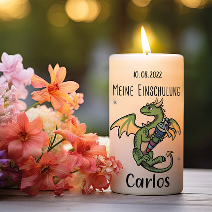 SEO. Kleine Kerze "Drache" mit Namen und Datum zur Einschulung - Blau Linkreich