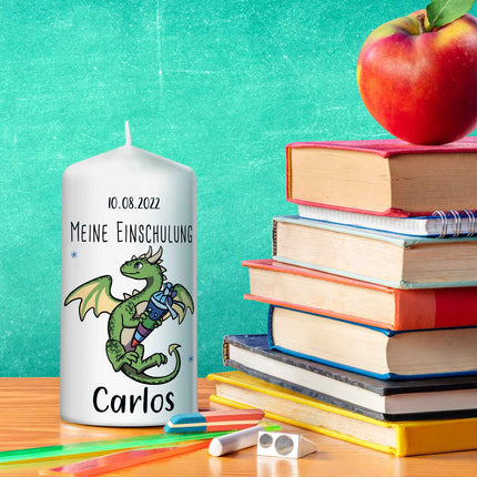 SEO. Kleine Kerze "Drache" mit Namen und Datum zur Einschulung - Blau Linkreich