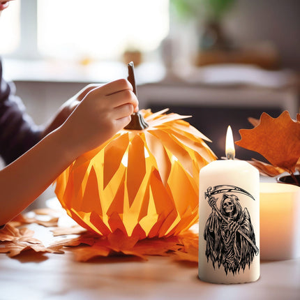 SEO. Kleine Kerze "Grim Reaper" mit Namen zu Halloween - Nein danke! Linkreich
