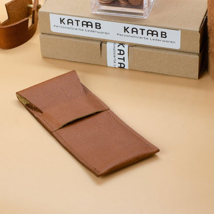 Leder Stifthülle. Personalisiertes Stifteetui. Monogram Stifteetui. Gravur Stifteetui. Monogramm - Federtasche. Bleistifthalter aus Leder. () kaufen bei Linkreich – Jetzt entdecken!