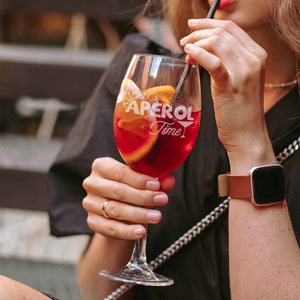 SEO. Leonardo Weinglas mit Gravur "It's Aperol Time" Design - Daily Linkreich