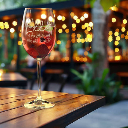 SEO. Leonardo Weinglas mit Gravur - "Lillet ist die Antwort" - Daily Linkreich