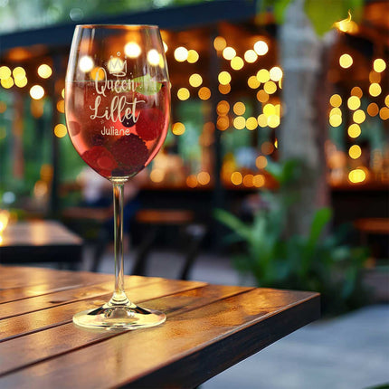 SEO. Leonardo Weinglas mit Gravur - "Queen Lillet" mit Wunschname - Daily Linkreich