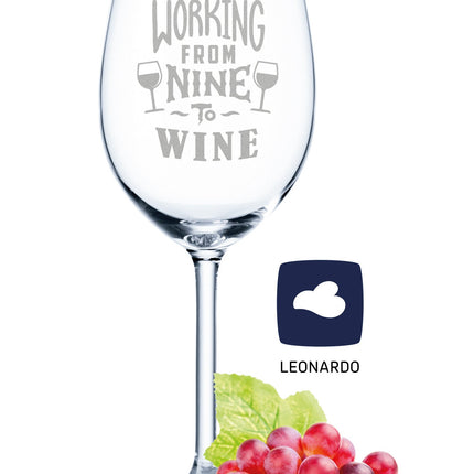 SEO. Leonardo Weinglas mit Gravur "Working from Nine to Wine" - Linkreich