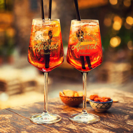 SEO. Leonardo Weinglas mit UV - Druck - "Let the good times Aperol" mit Namen - Puccini Linkreich