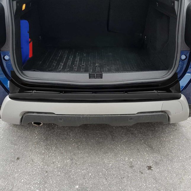 Ladekantenschutz Stoßstange für Dacia Duster II 2018-2024 Acryl glänzend schwarz