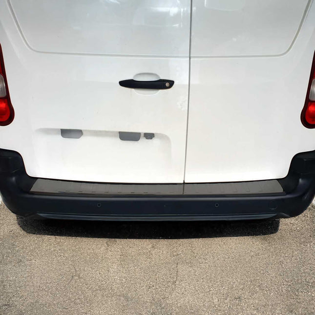 Ladekantenschutz Stoßstangenschutz für Toyota Proace City 2019-2026 Dunkel Chrom