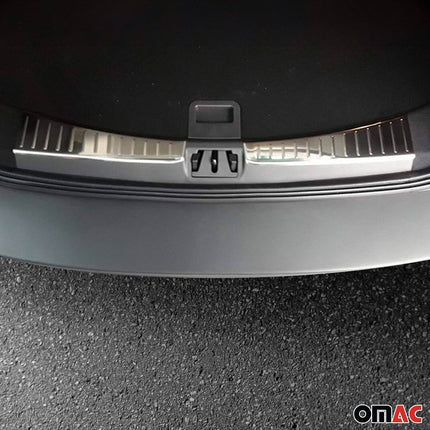 Ladekantenschutz für Ford Kuga II 2012-2017 Pre-Facelift Edelstahl gebürstet