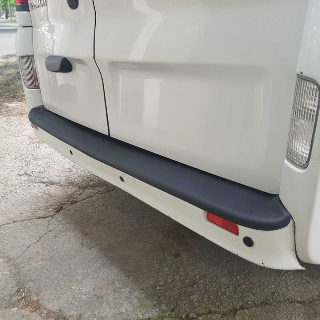 Ladekantenschutz Stoßstange für Renault Trafic II 2001-2014 Acryl matt schwarz