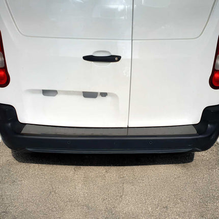 Ladekantenschutz für Peugeot Rifter Partner Citroen Berlingo 2018-26 dark chrom