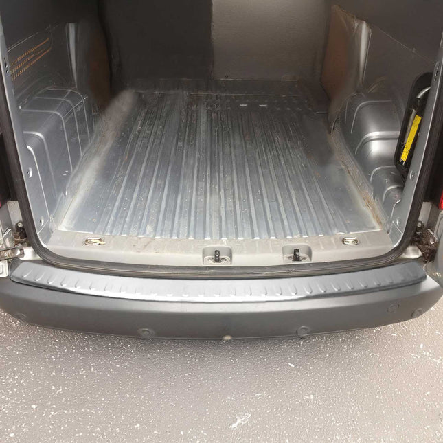 Ladekantenschutz Stoßstange für VW Caddy III 2003-15 Pre-FL Edelstahl gebürstet