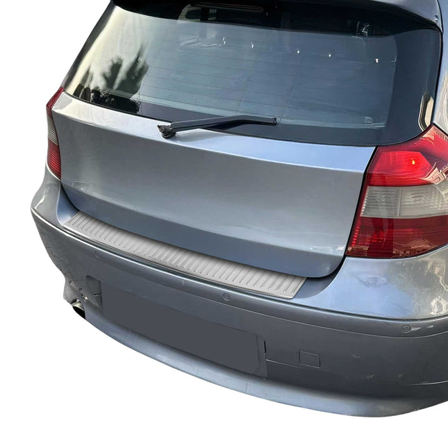 Ladekantenschutz Stoßstange für BMW 1er E87 5tür 2004-2011 Edelstahl gebürstet