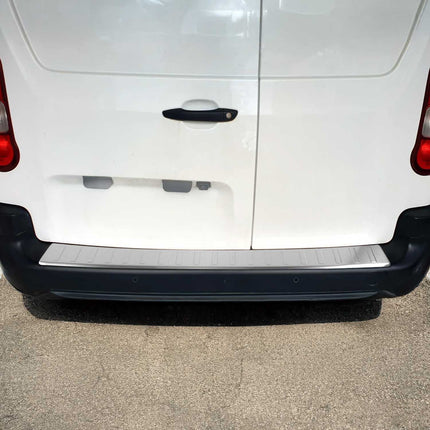 Ladekantenschutz für Peugeot Rifter Partner / Citroen Berlingo 2018-26 gebürstet