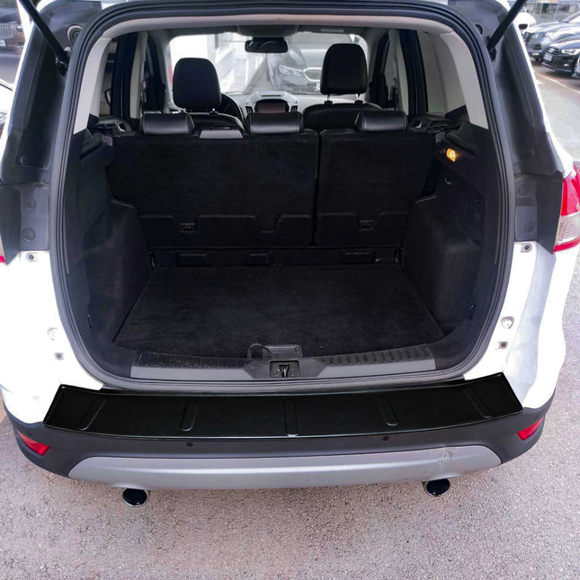 Ladekantenschutz Stoßstange für Ford Kuga II 2012-2019 Acryl glänzend schwarz