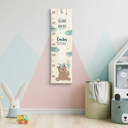 SEO. Messlatte für Kinder mit Namen aus Holz für Kinderzimmer - Teddy Blau Linkreich