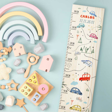 SEO. Messlatte mit Namen für Kinder im Autokarte Design - Linkreich