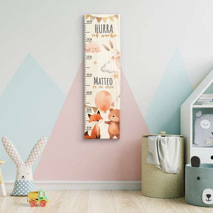 SEO. Messlatte mit Namen für Kinder im Party Design - Linkreich