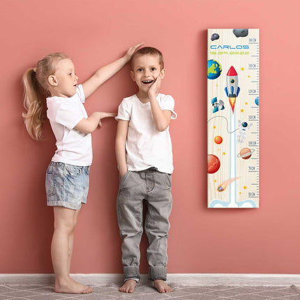 SEO. Messlatte mit Namen für Kinder im Rakete Design - Linkreich