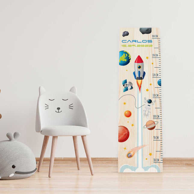 SEO. Messlatte mit Namen für Kinder im Rakete Design - Linkreich