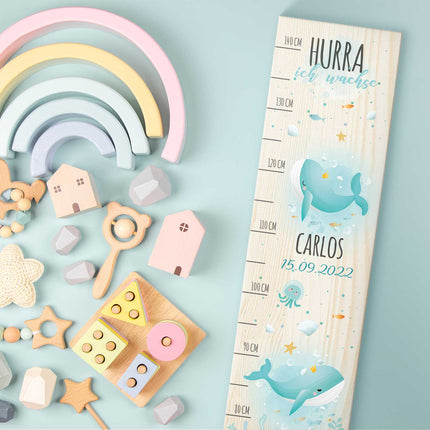 SEO. Messlatte mit Namen für Kinder im Wal Design - Linkreich