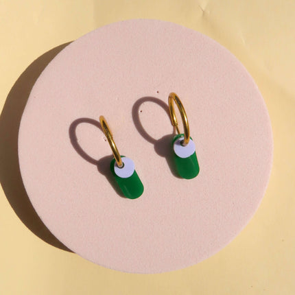 Dopamine Colors Creolen in grün/lila