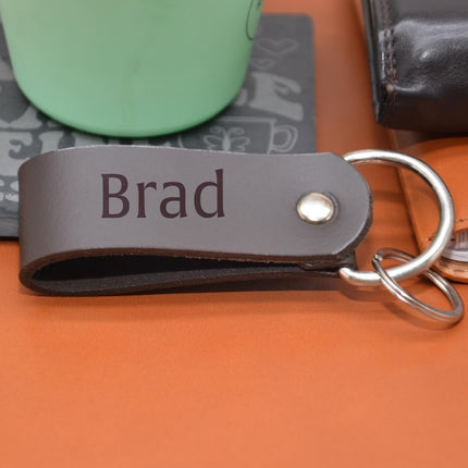 Monogramm - Schlüsselanhänger. Personalisierter Schlüsselanhänger mit Gravur. Geschenk zum Vatertag, Geschenk für ihn. Geburtstagsgeschenk. () kaufen bei Linkreich – Jetzt entdecken!