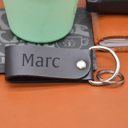 Monogramm - Schlüsselanhänger. Personalisierter Schlüsselanhänger mit Gravur. Geschenk zum Vatertag, Geschenk für ihn. Geburtstagsgeschenk. () kaufen bei Linkreich – Jetzt entdecken!